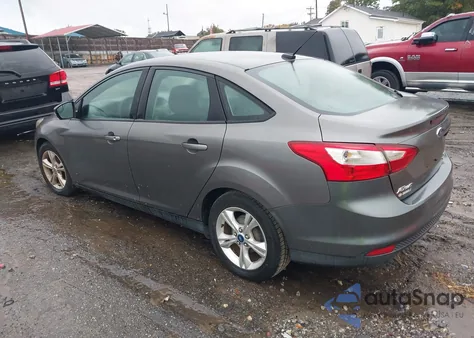 2013 Ford Focus Se z USA, uszkodzony, nr VIN 1FADP3F27DL241765